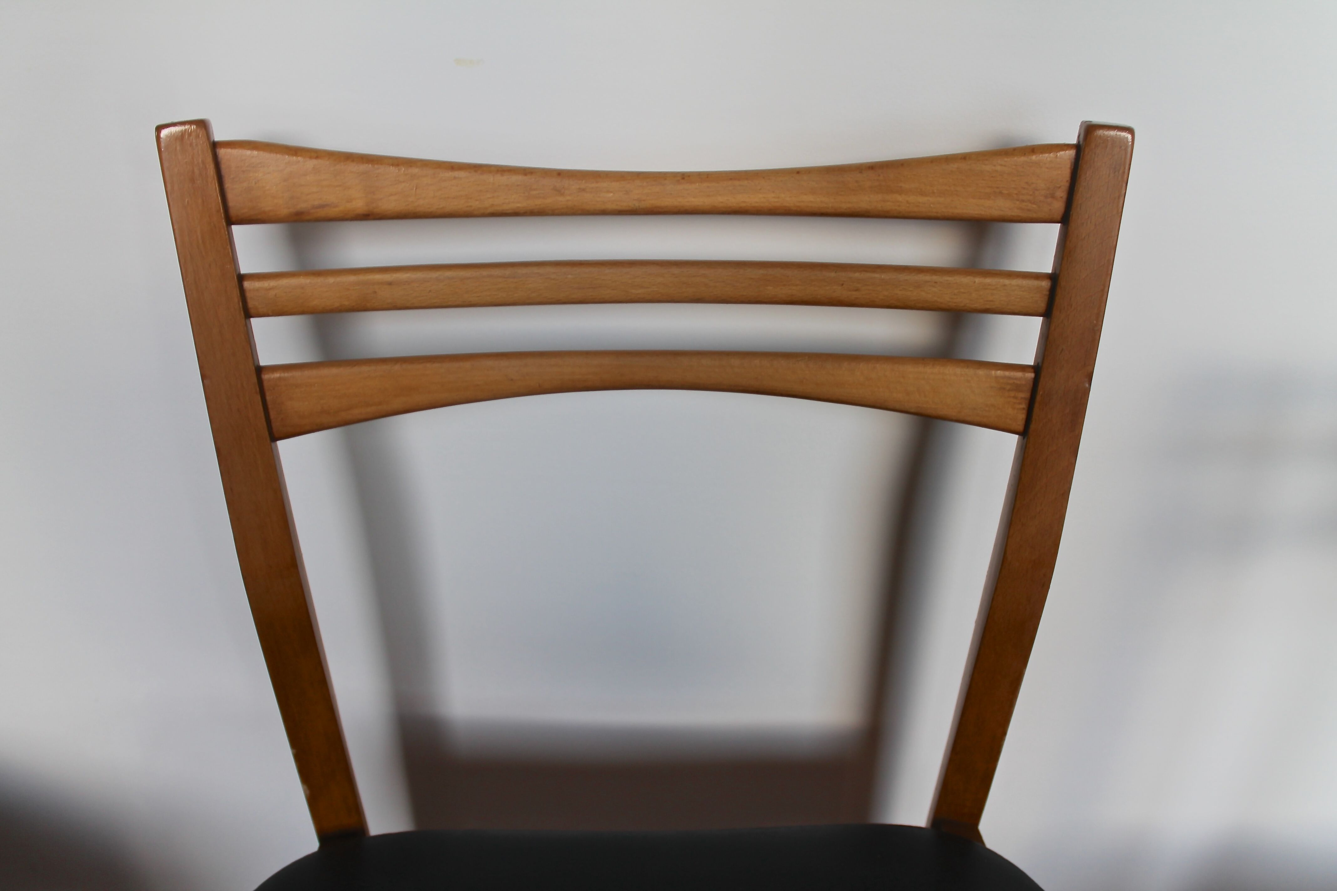 Set of 4 Scandinavian vintage chairs 70's