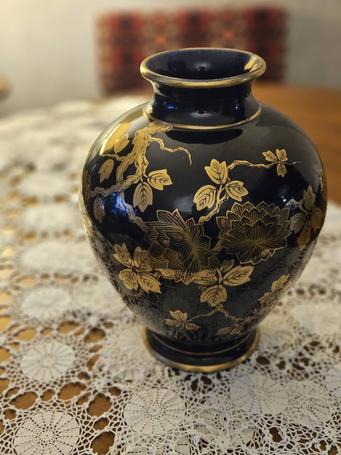 Ball vase