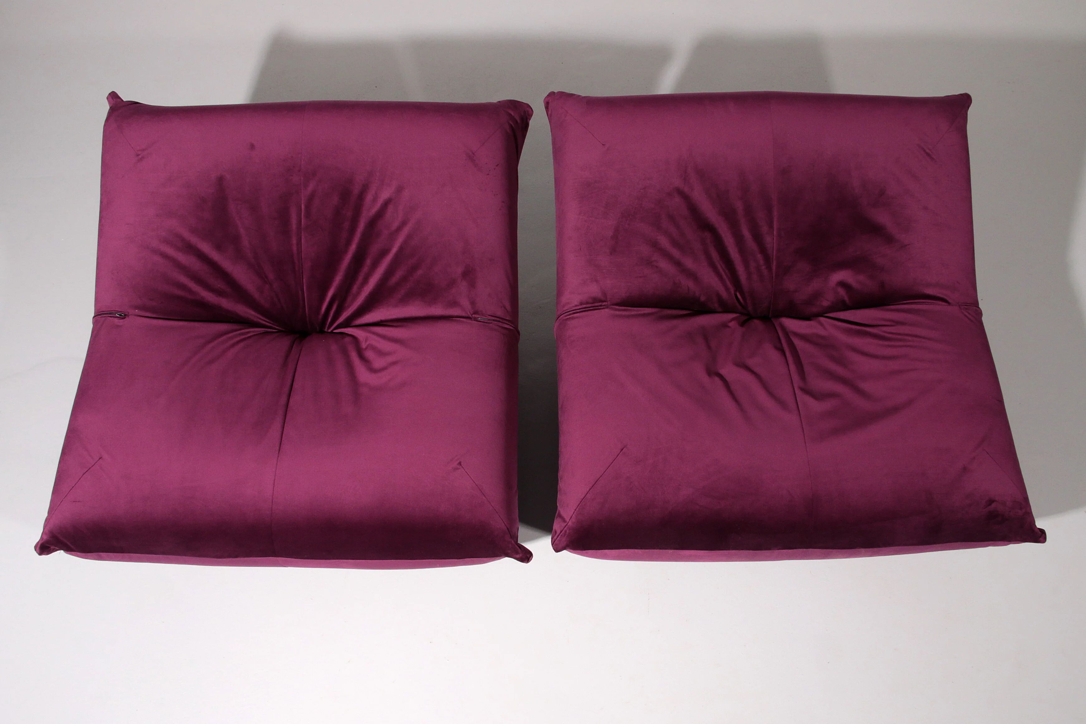 Purple Papillon lounge chairs by Guido Maria Rosati for Giovannetti, mind condition
