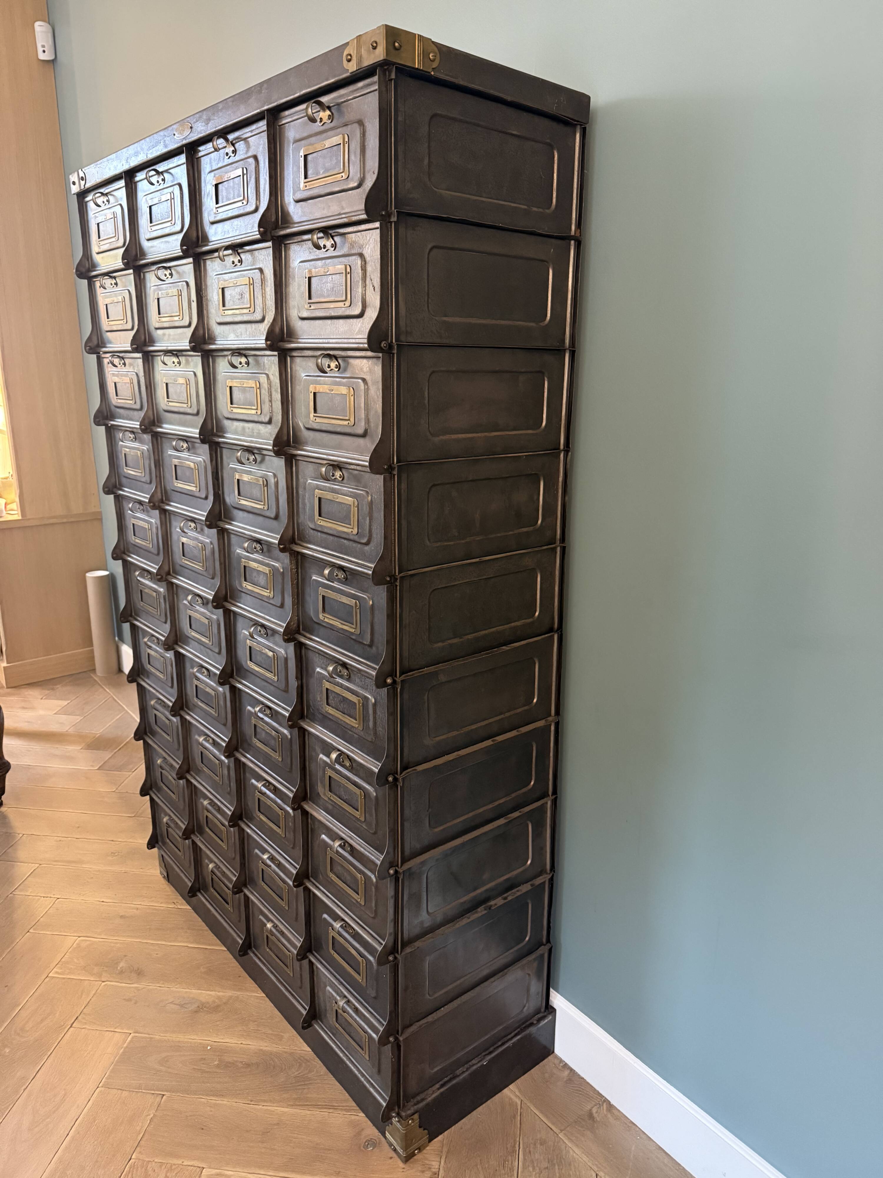 Strafor furniture 40 flaps - Exceptional