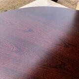 Baumann extendable round table