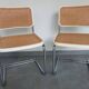 Une paire de chaises italiennes des années 1980