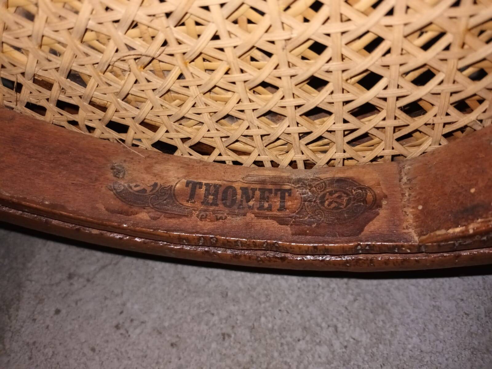 Set of 6 Thonet N°14 chairs