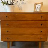 Vintage oak chest of drawers