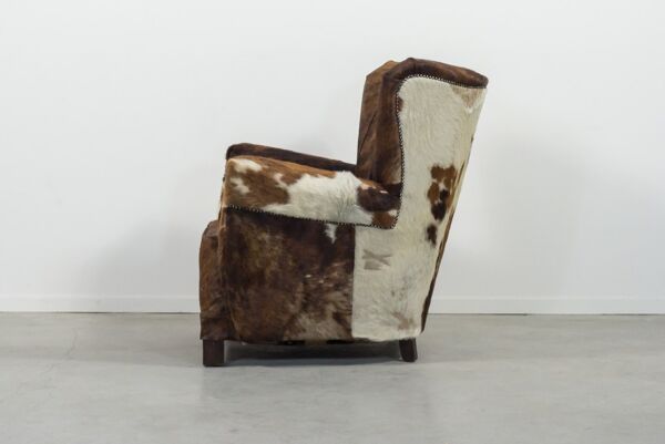 Fauteuil art déco en peau de vache