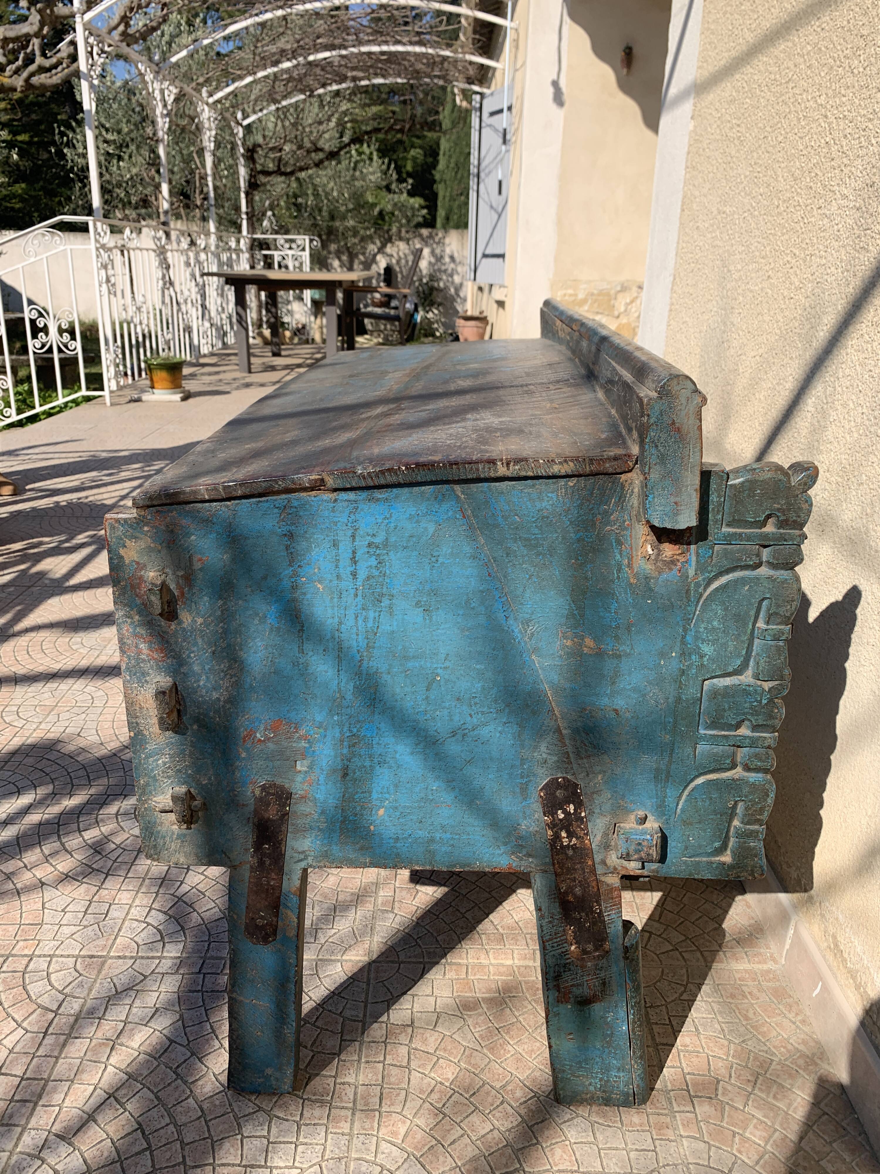 Ancient Indian furniture Damchiya blue