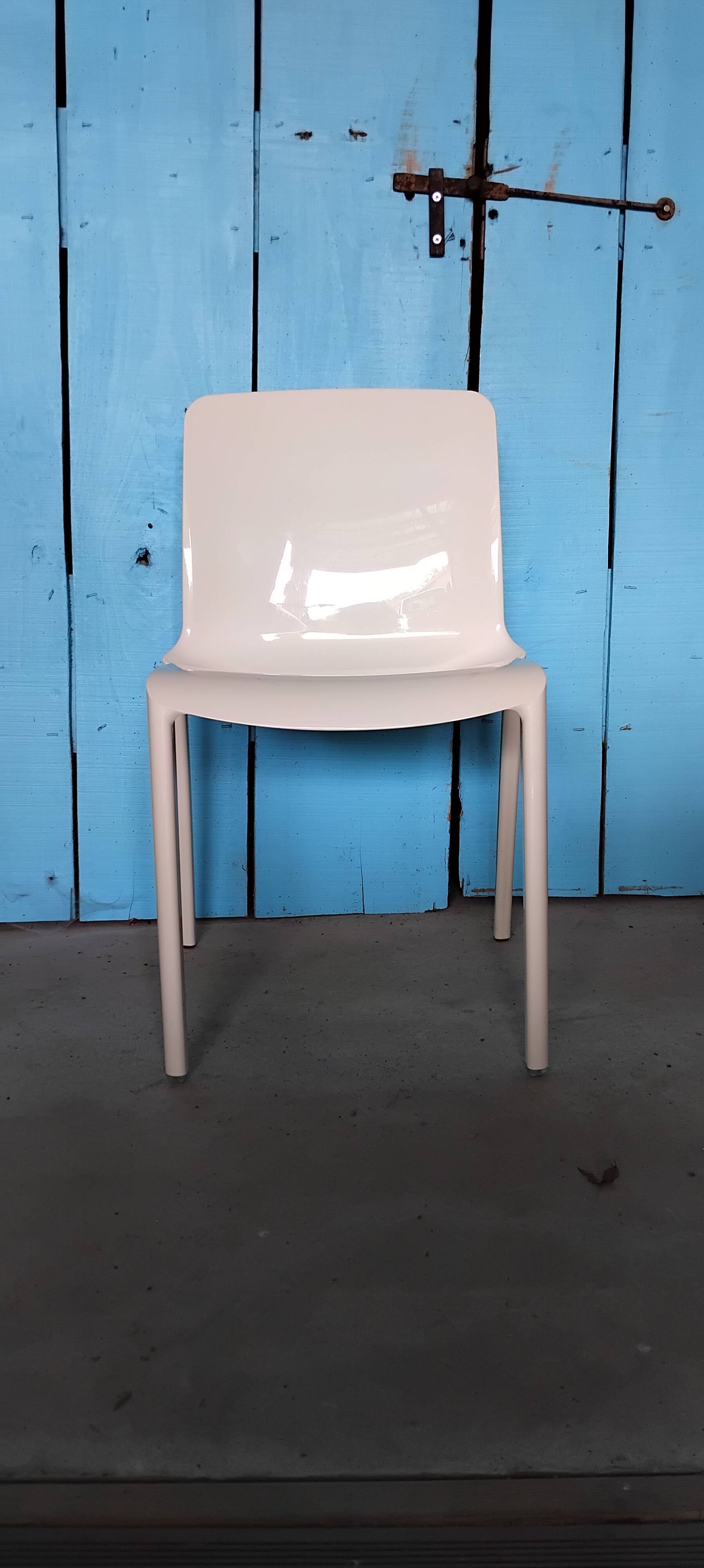 Stackable chairs model Tiffany