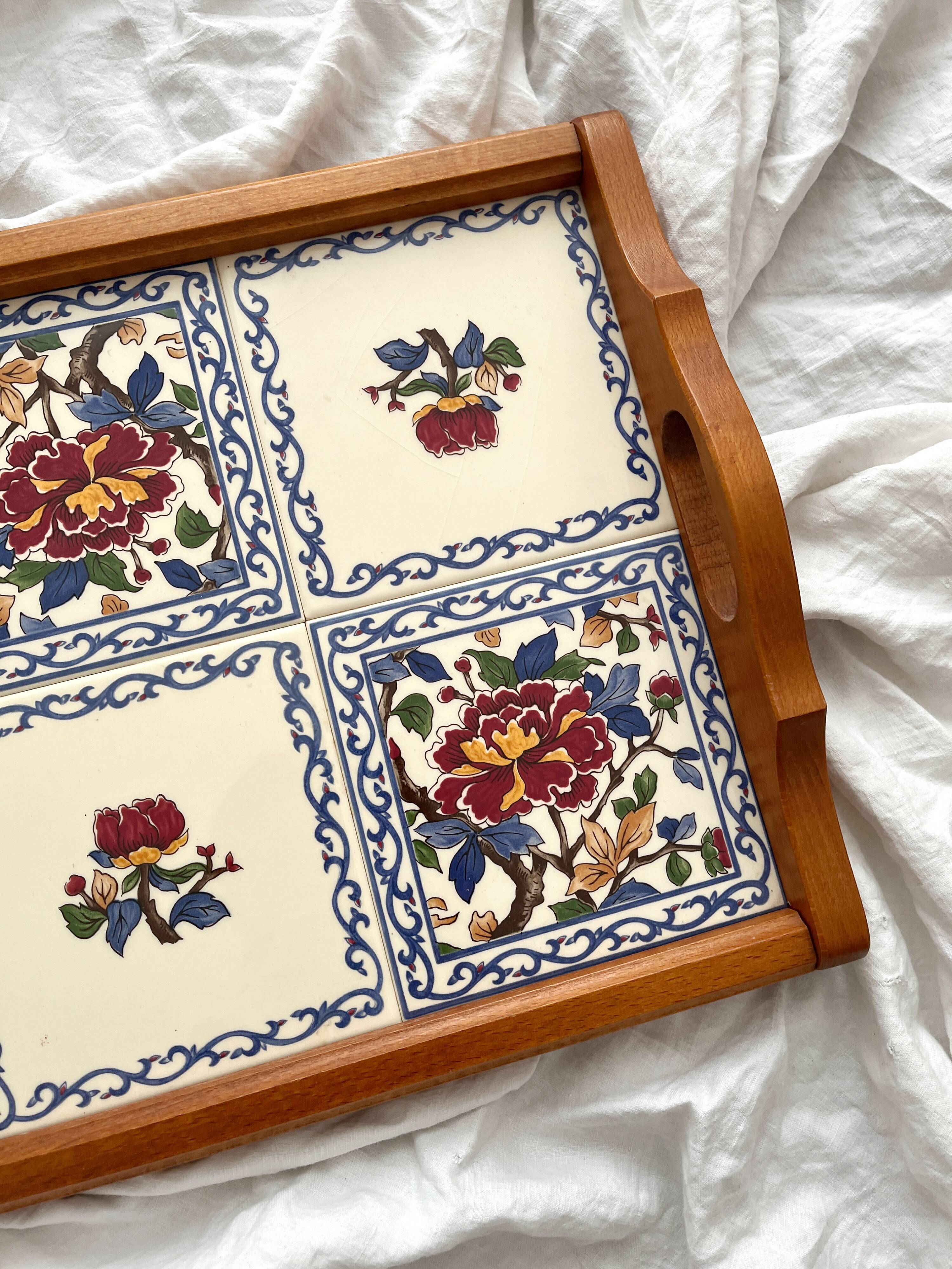 Vintage wooden and earthenware tray from Gien with Peonies decor
