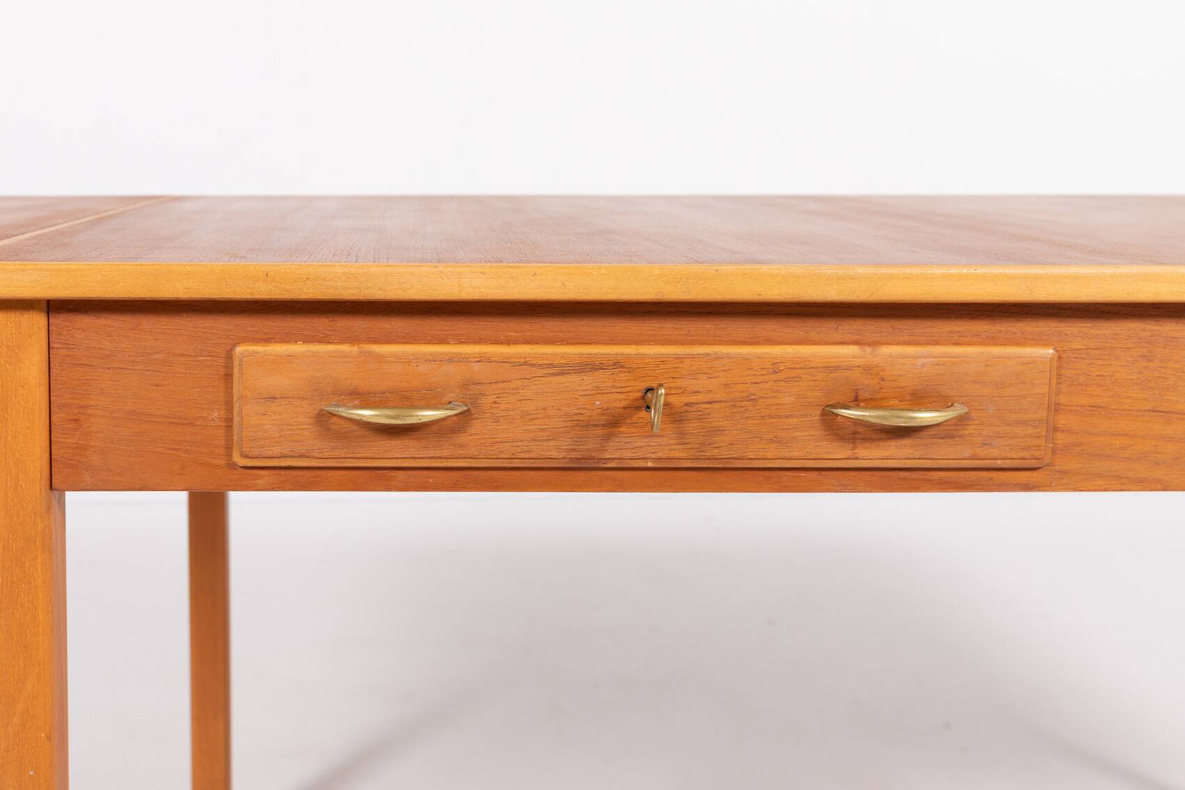 Mid-Century David Rosen extendable table from Nordiska Kompaniet, Sweden 1950's