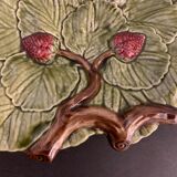 Dish strawberries ceramic slurry