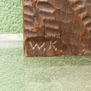 Bas relief moderniste, vierge à l'enfant, bois sculpté, signé