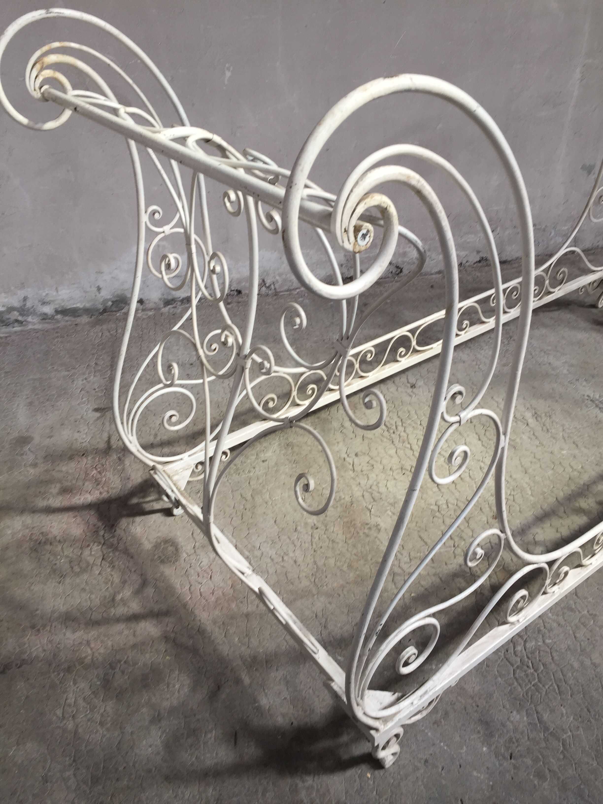 Bed former romantic wrought iron 1900