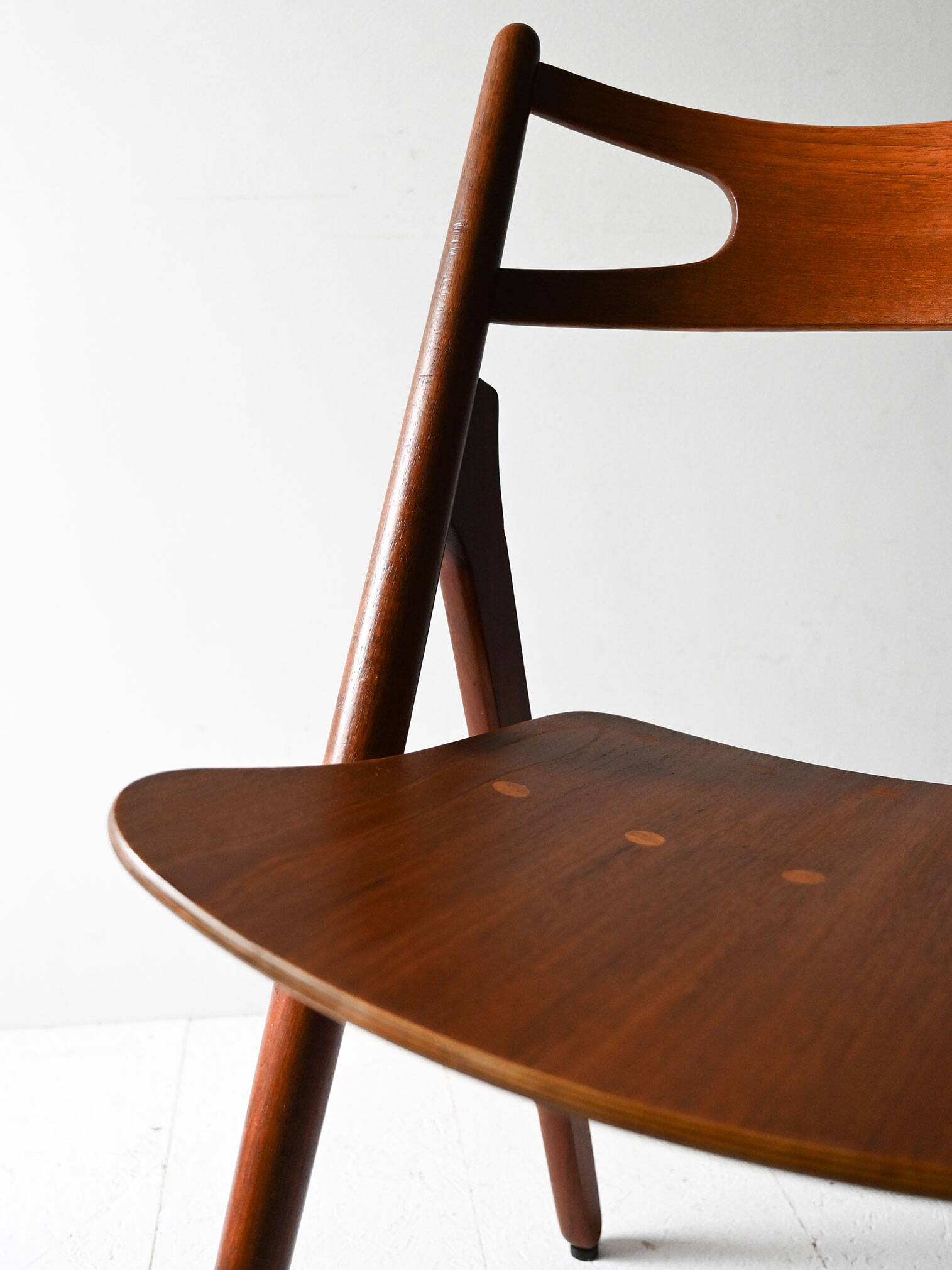 Paire de chaises CH29 de Hans J. Wegner