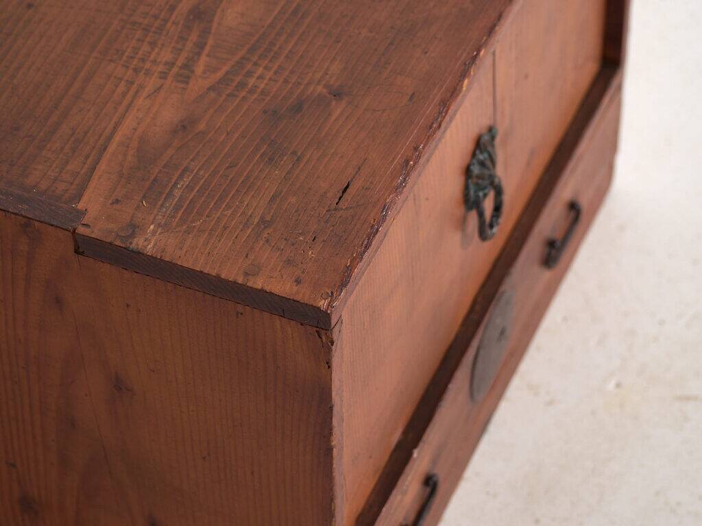 Ancient kodansu in Japanese cedar with compartments and lower drawer, early Taishō-Showa (circa 1915-1945) #24