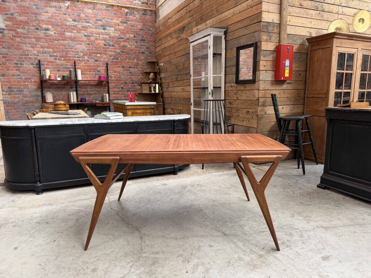 Dining table by Louis Paolozzi published by René Godfrid