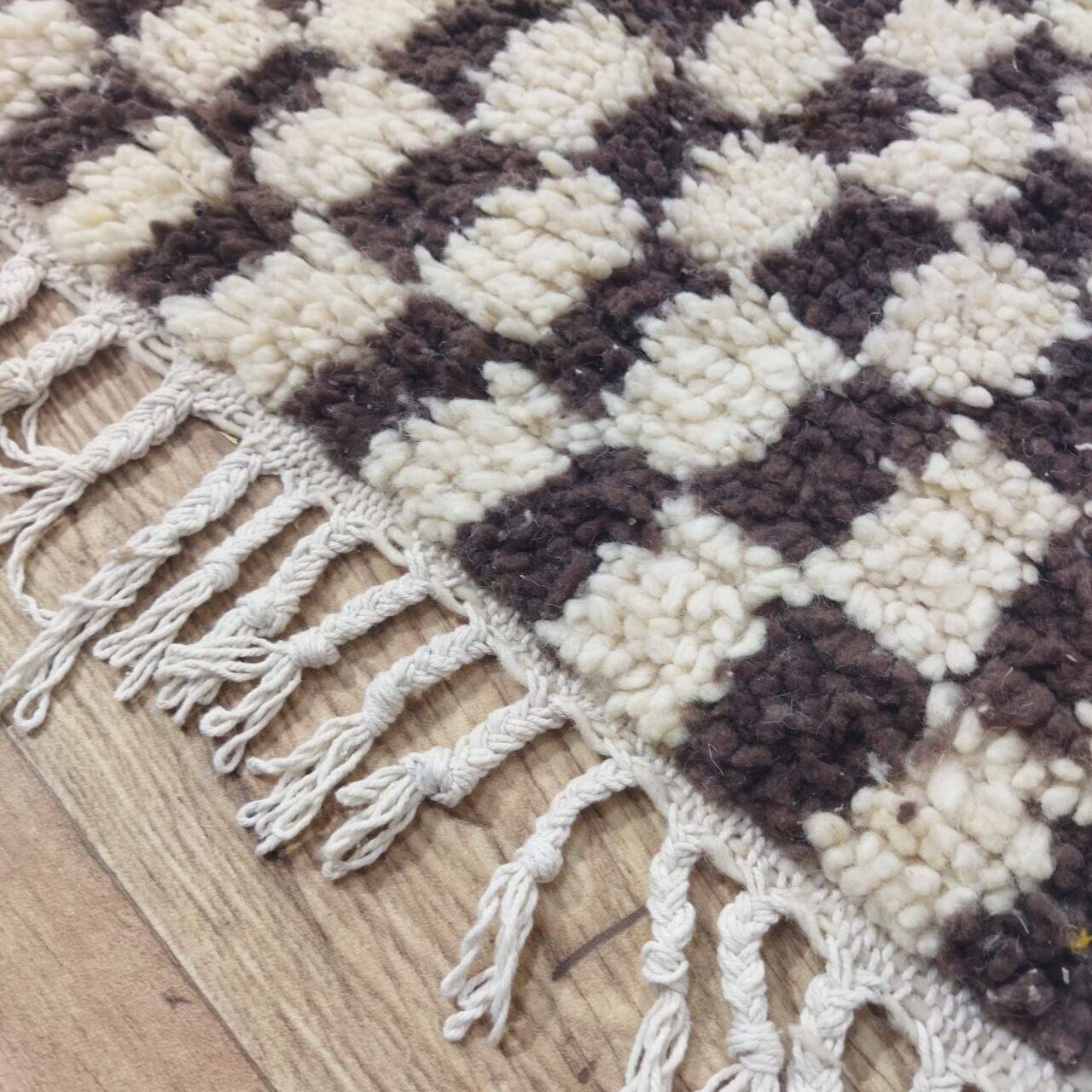 Handmade wool Berber rug 256x150 cm