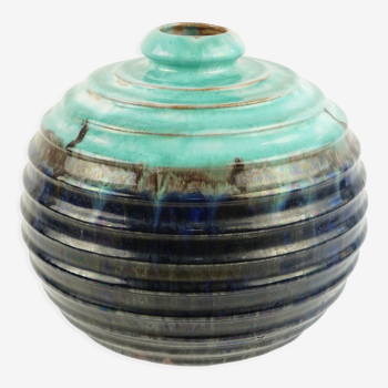 Vase en céramique ancienne, tuilerie de Bavent