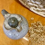 Sandstone jug of the Terminal 1970