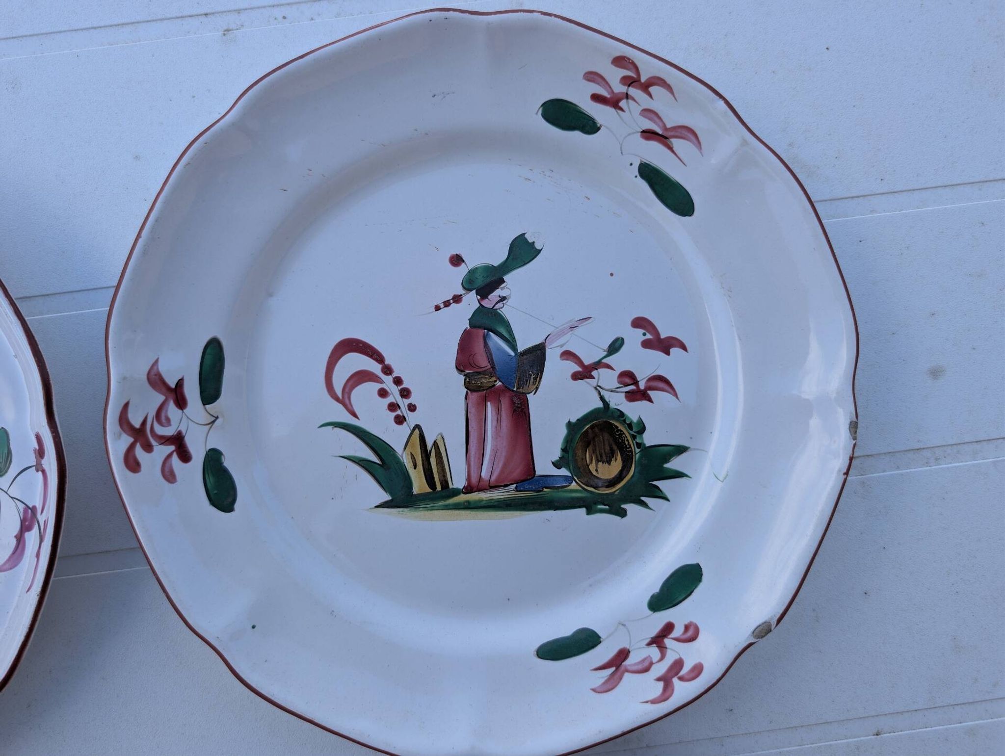 Set of 4 antique polychrome earthenware plates – Chinese decoration