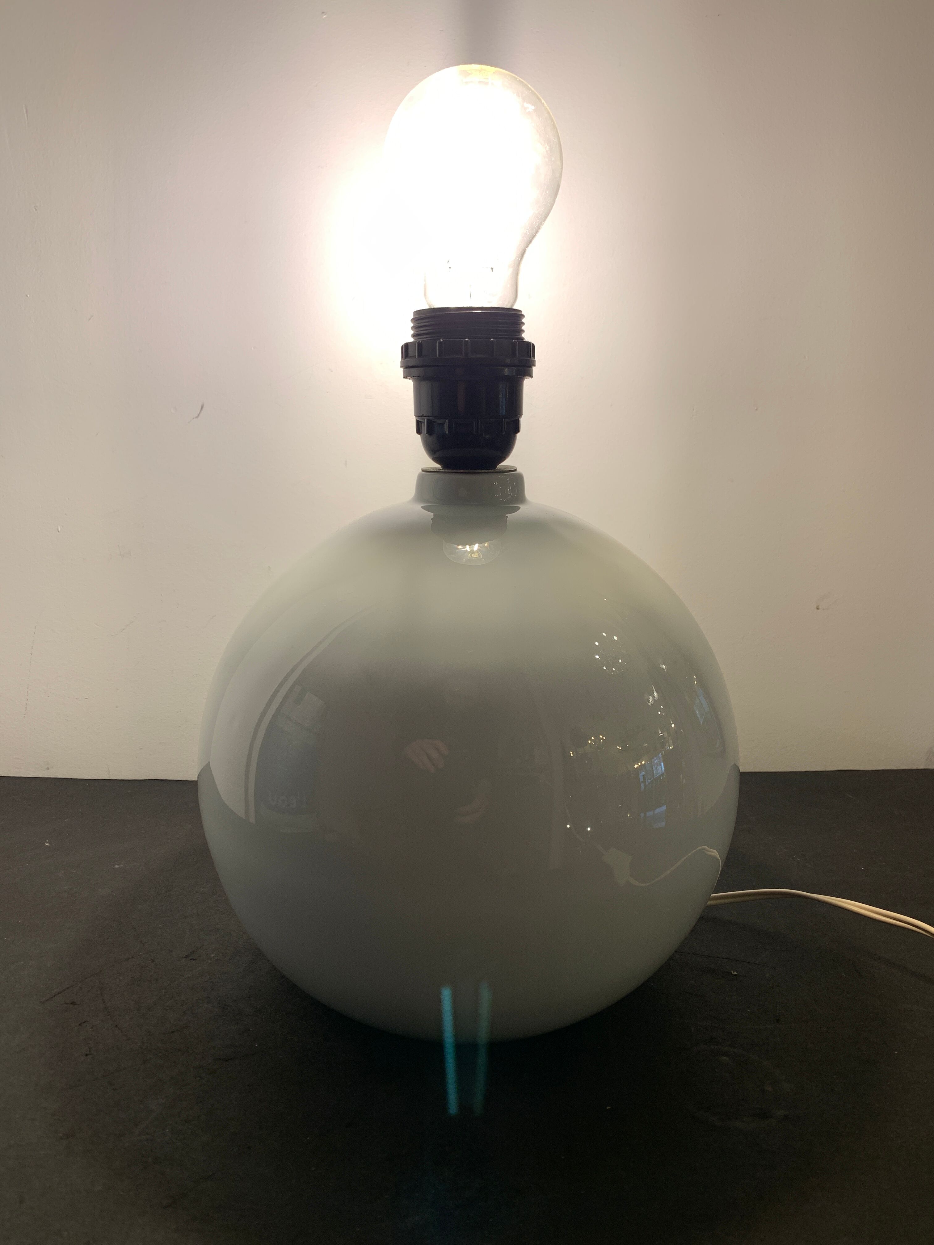 Ball lamp foot, in white porcelain Virebent, 1970
