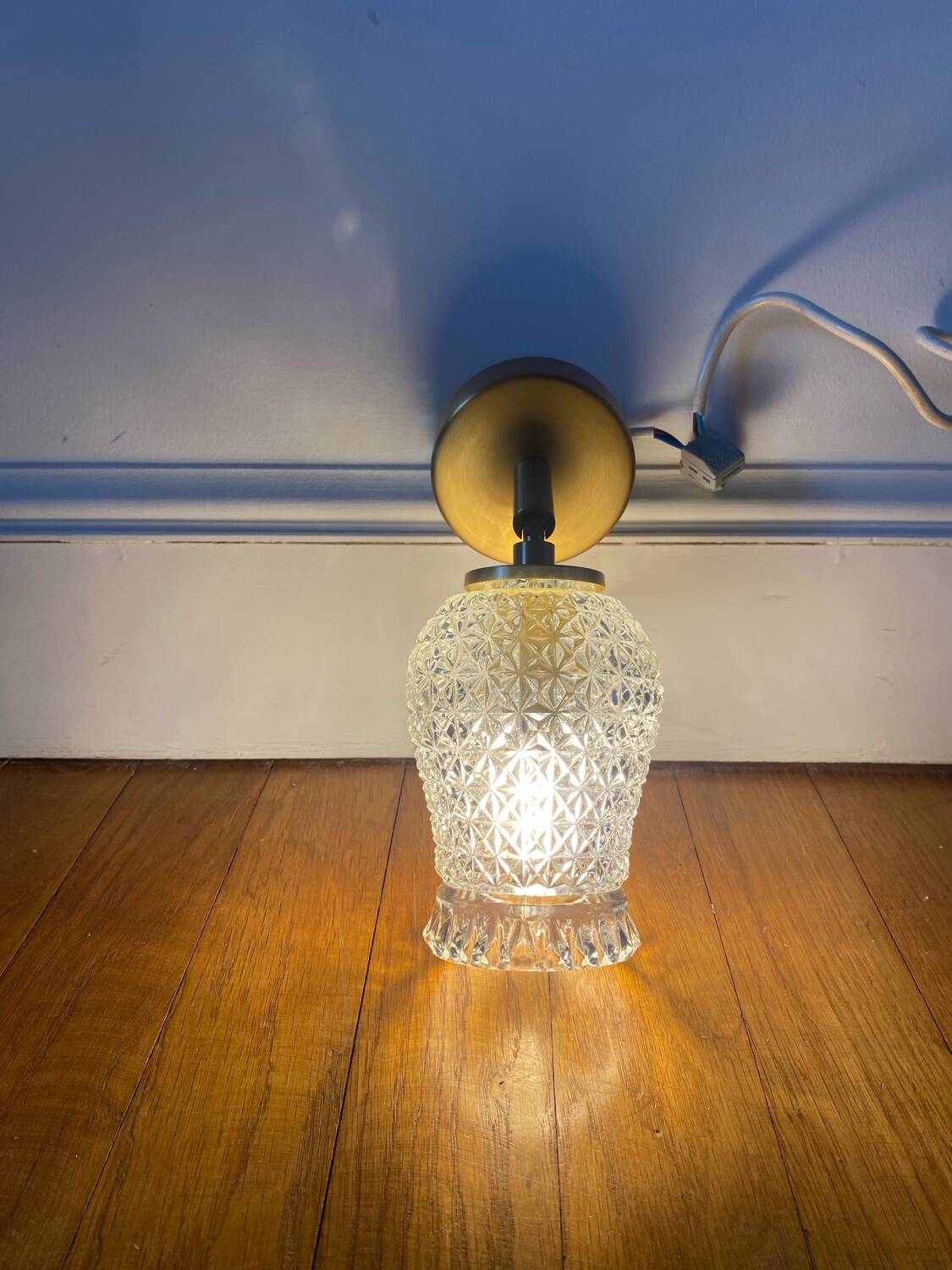 Vintage wall lamp
