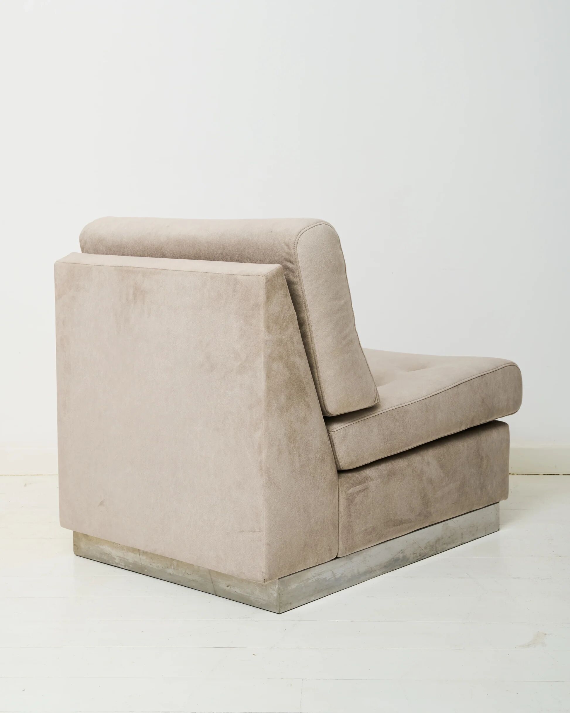 Chauffeuse grise, Jacques Charpentier, Roche Bobois, années 1970