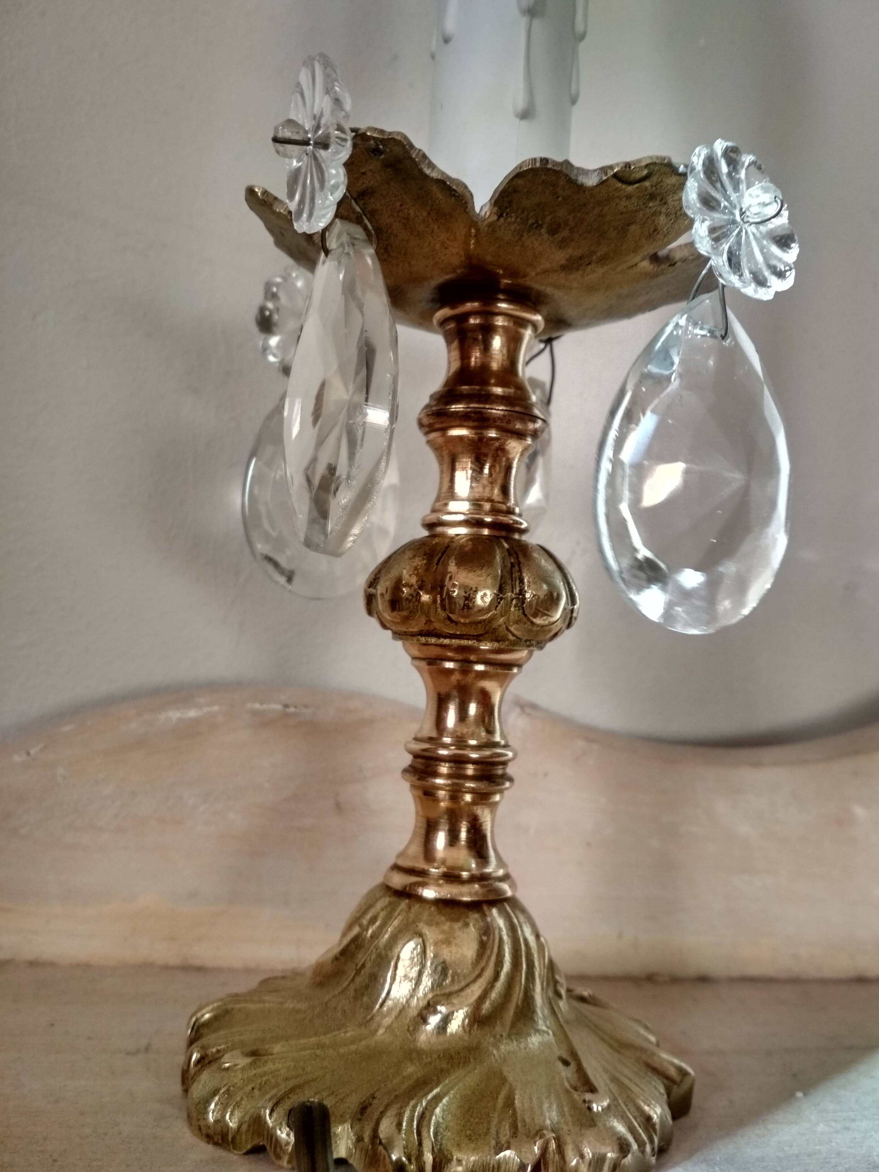 Rococo lamp, chiseled bronze base, fake candle and crystal pendants