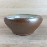 2 small stoneware bowls