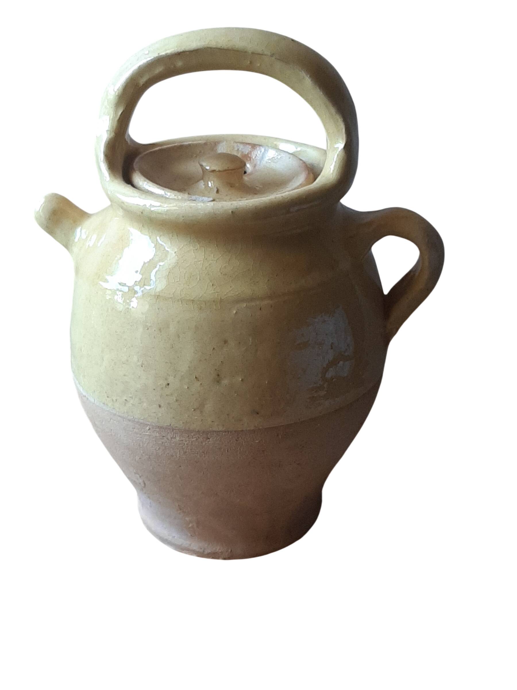 Yellow terracotta crockery