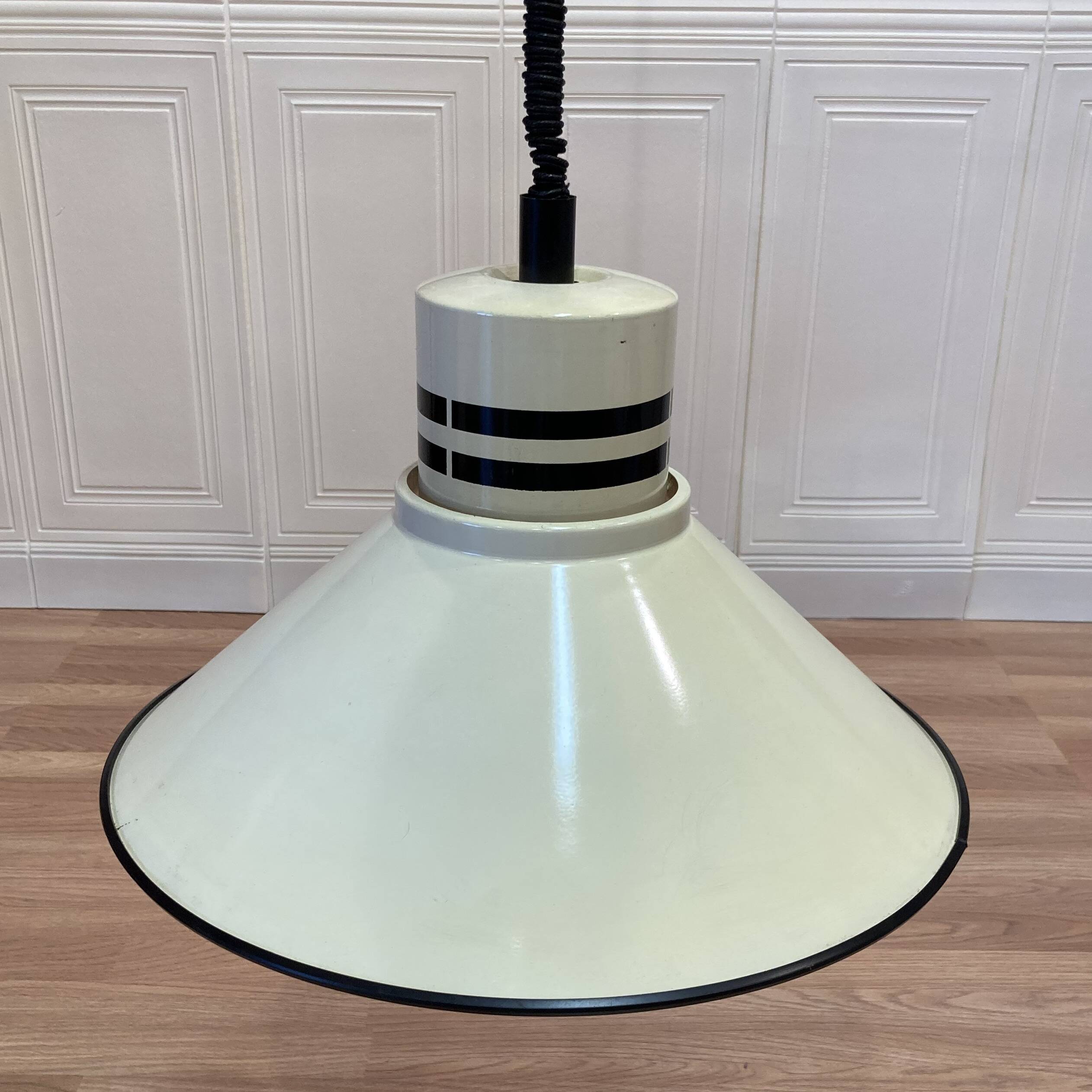 Scandinavian suspension design 1970.