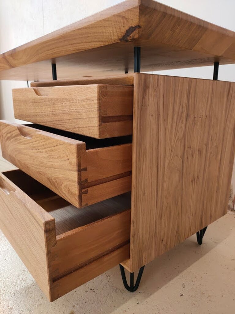 Solid oak desk
