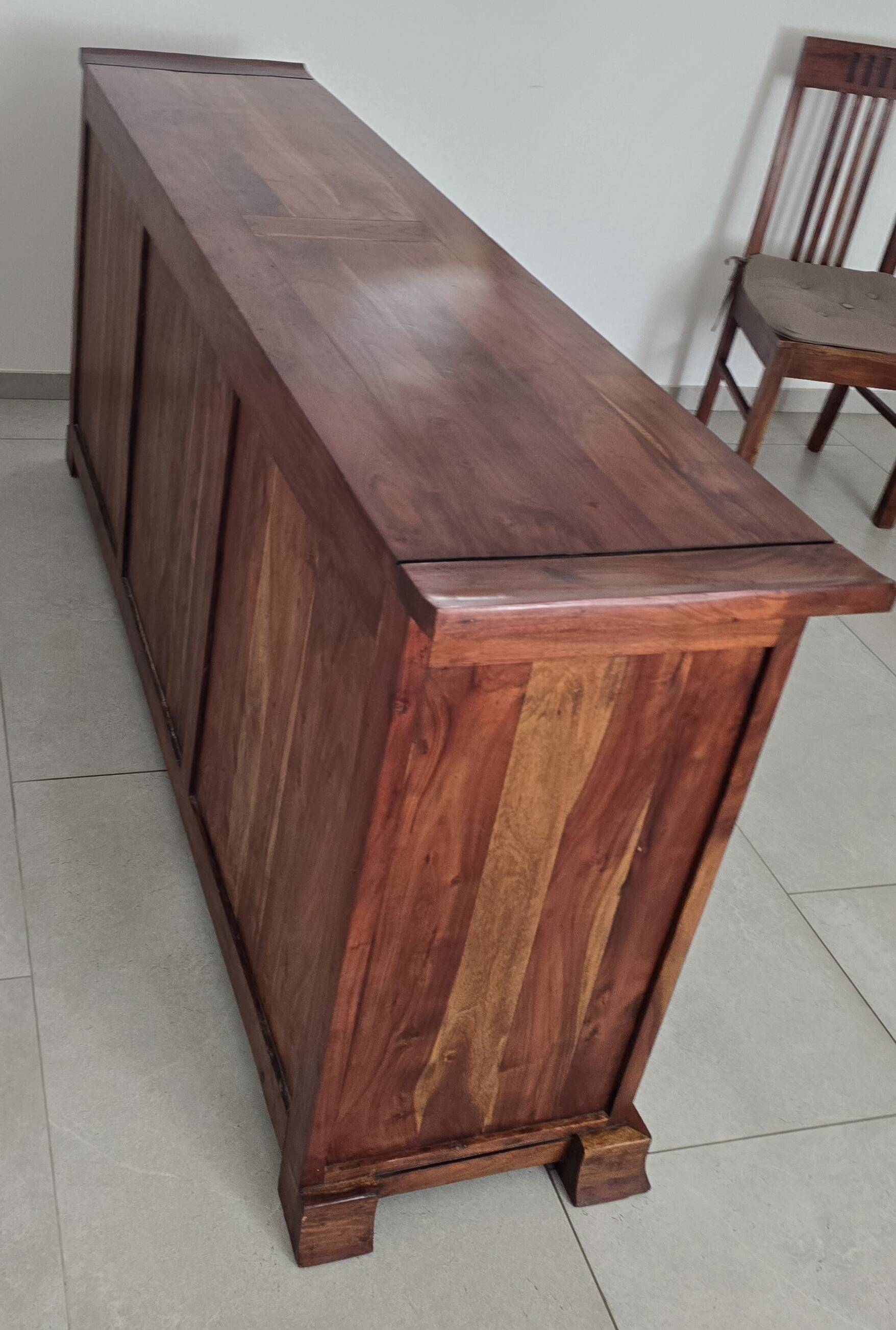 Grand Buffet / Teak Sideboard – Colonial Style / Sideboard