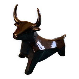 Vintage ceramic bull