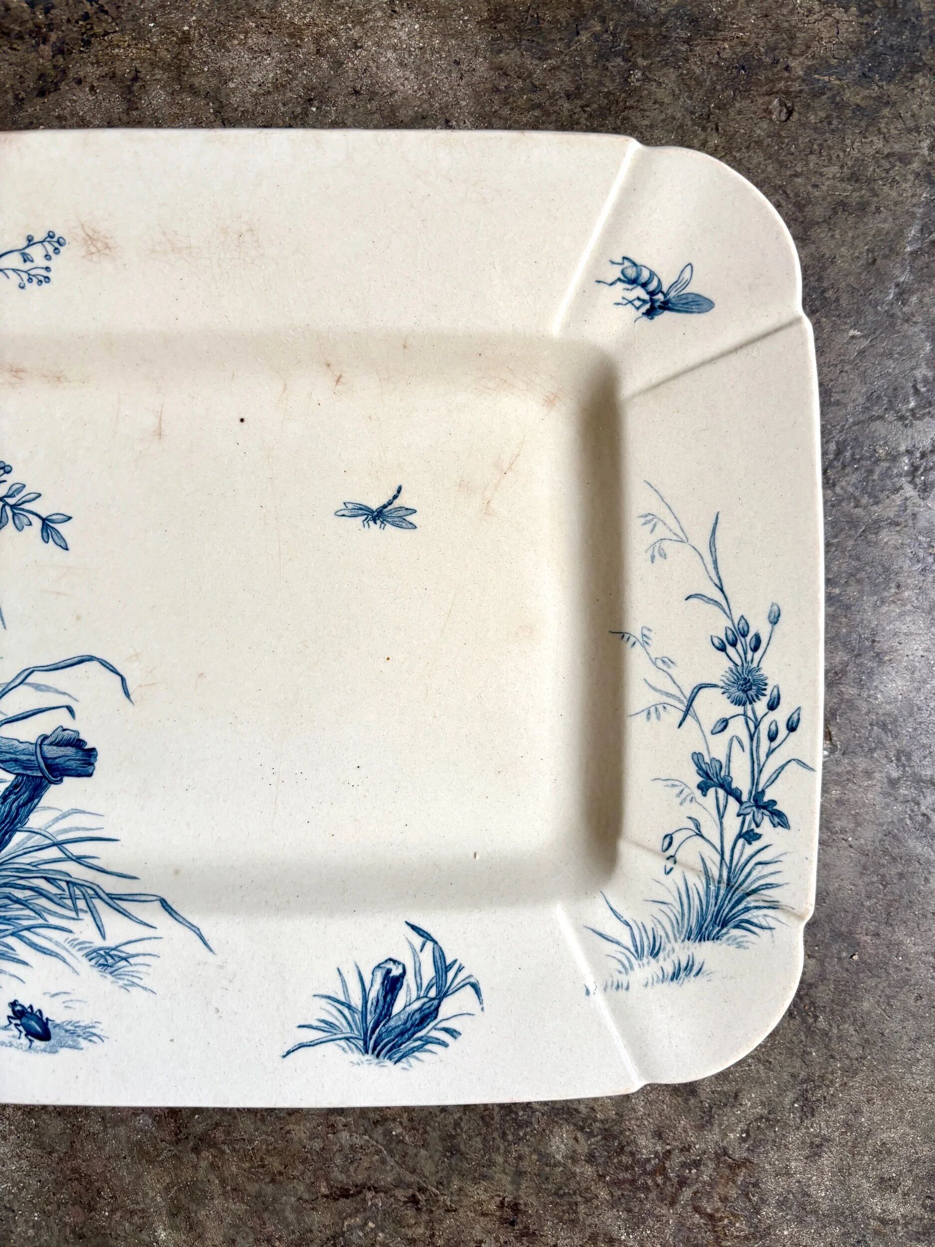 Small rectangular Gien dish in blue ironstone, "Birds" service from around 1870.