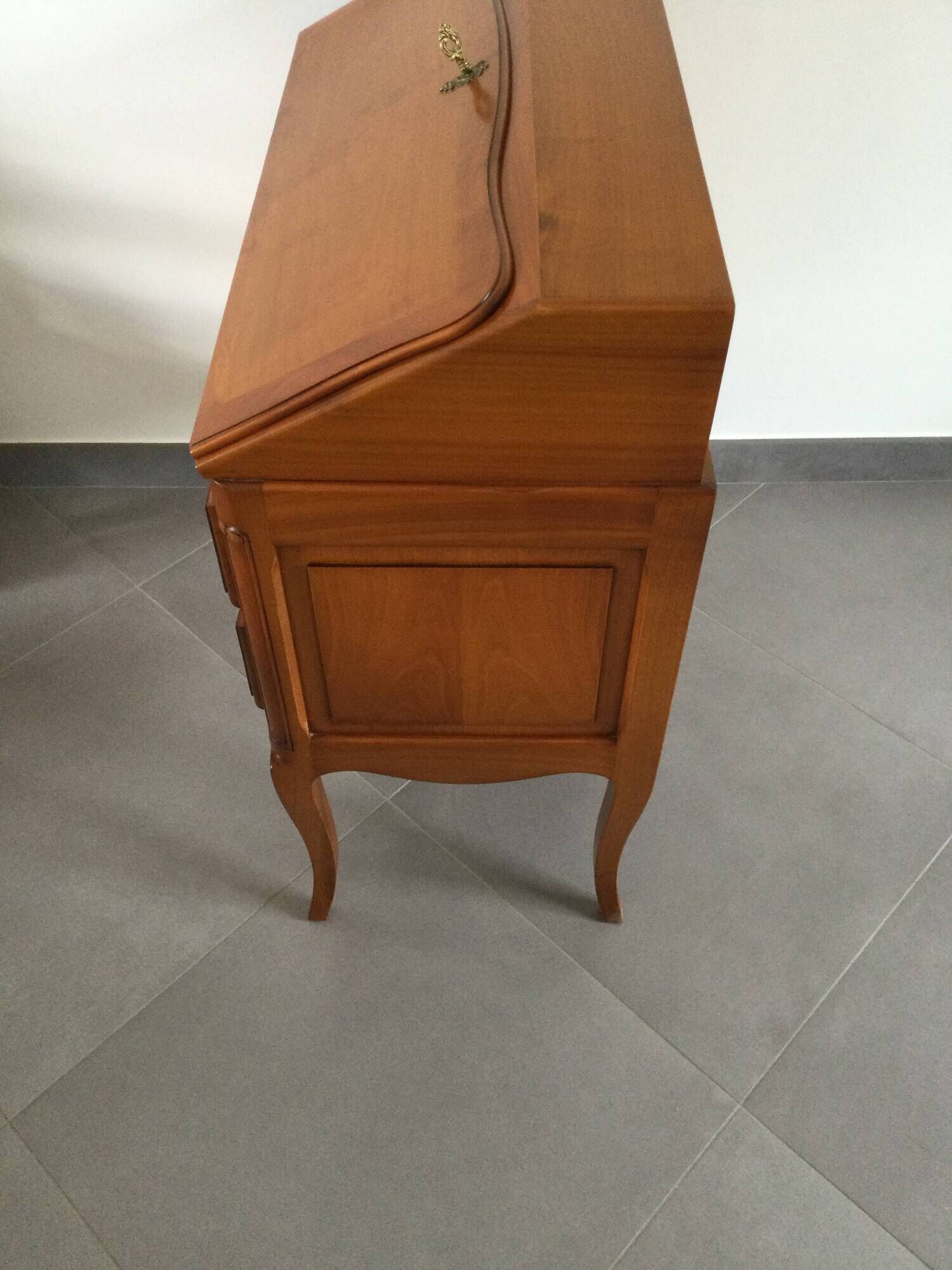 Bureau Dos d'âne En Merisier