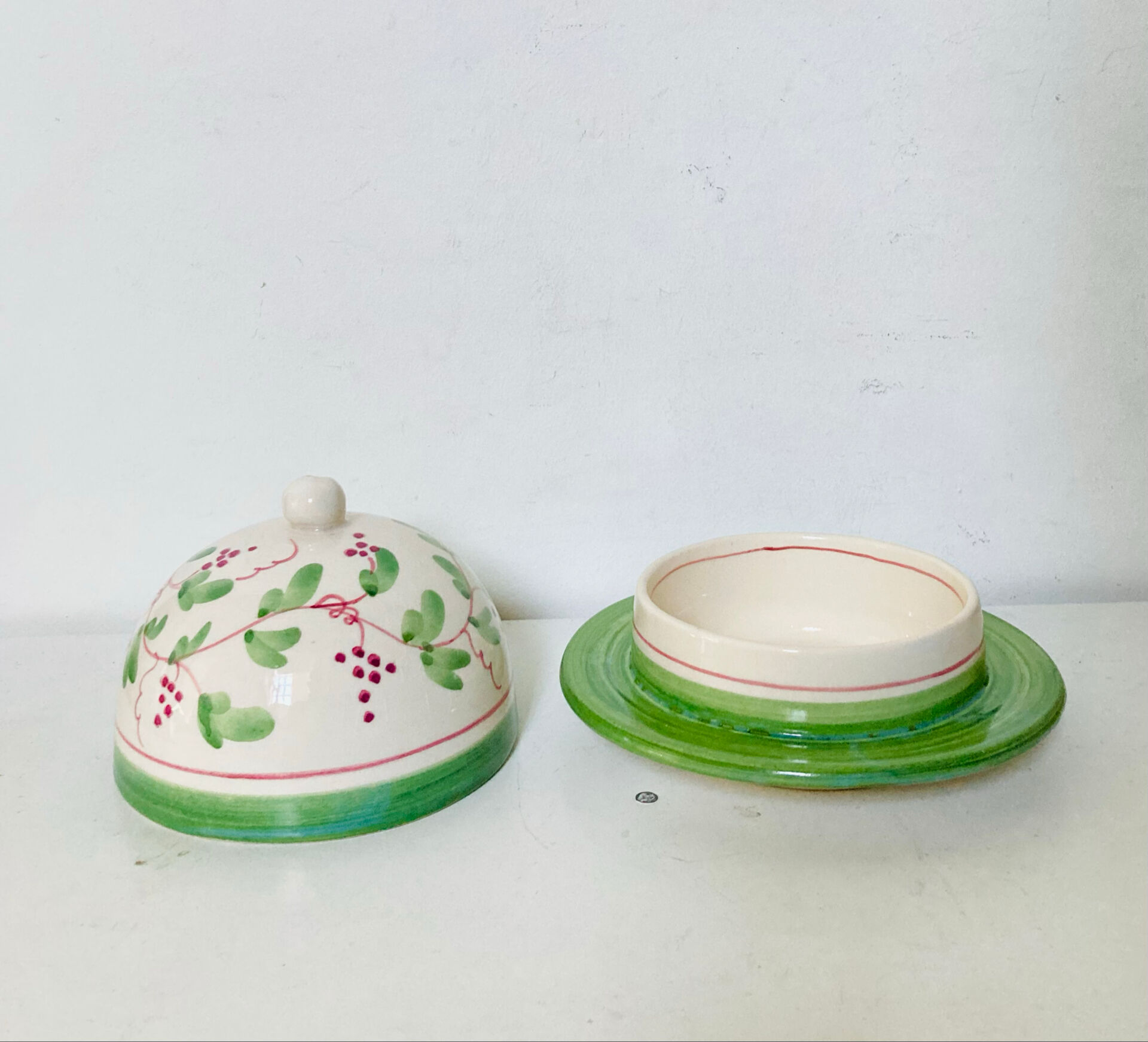 Butter bell in faience from the 20th century signed Mesves R.R Renaud Rémusat.