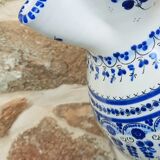 Ceramic pitcher cruz