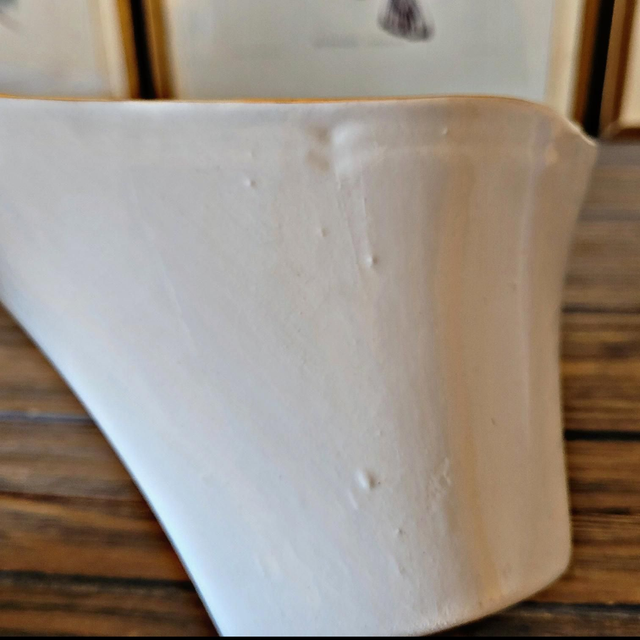 Sauceboat Moulin des Loups Volubilis, blue flowers and gilding