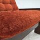 Chauffeuse danoise en velours orange-rouge et chêne, années 1970