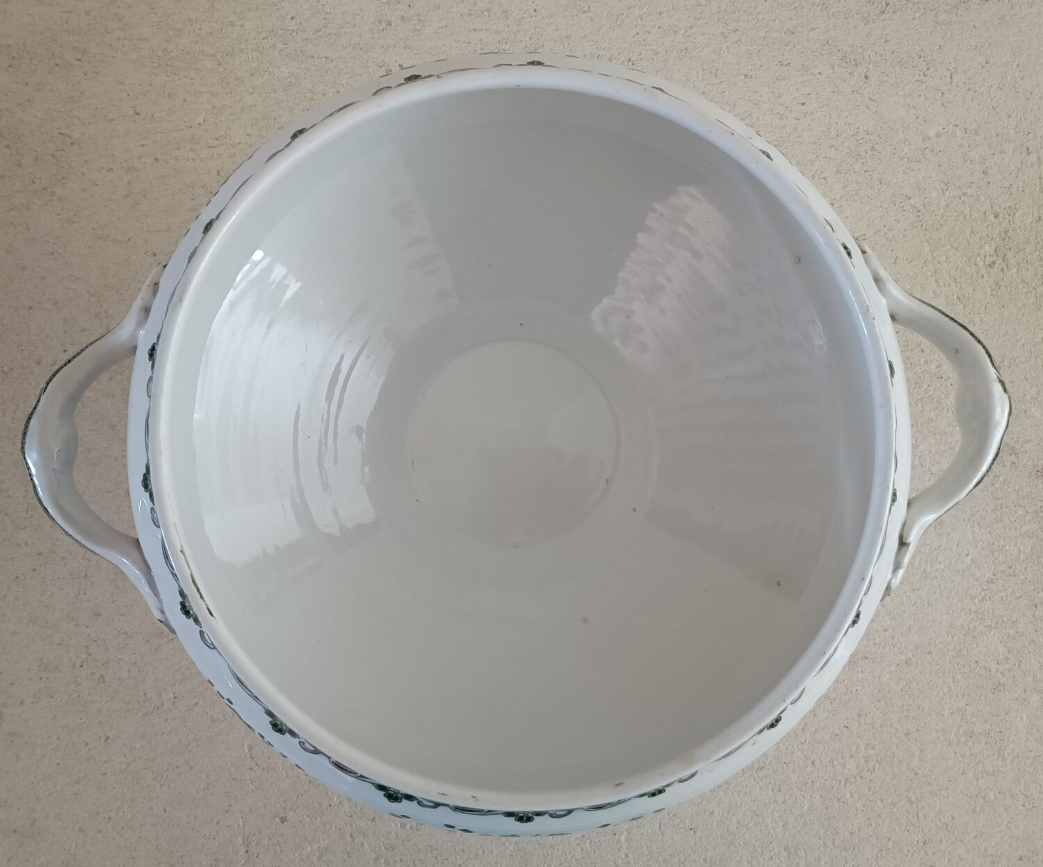 Tureen and ravier Saint Amand and Hamage