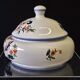 Ceramic pot with lid
