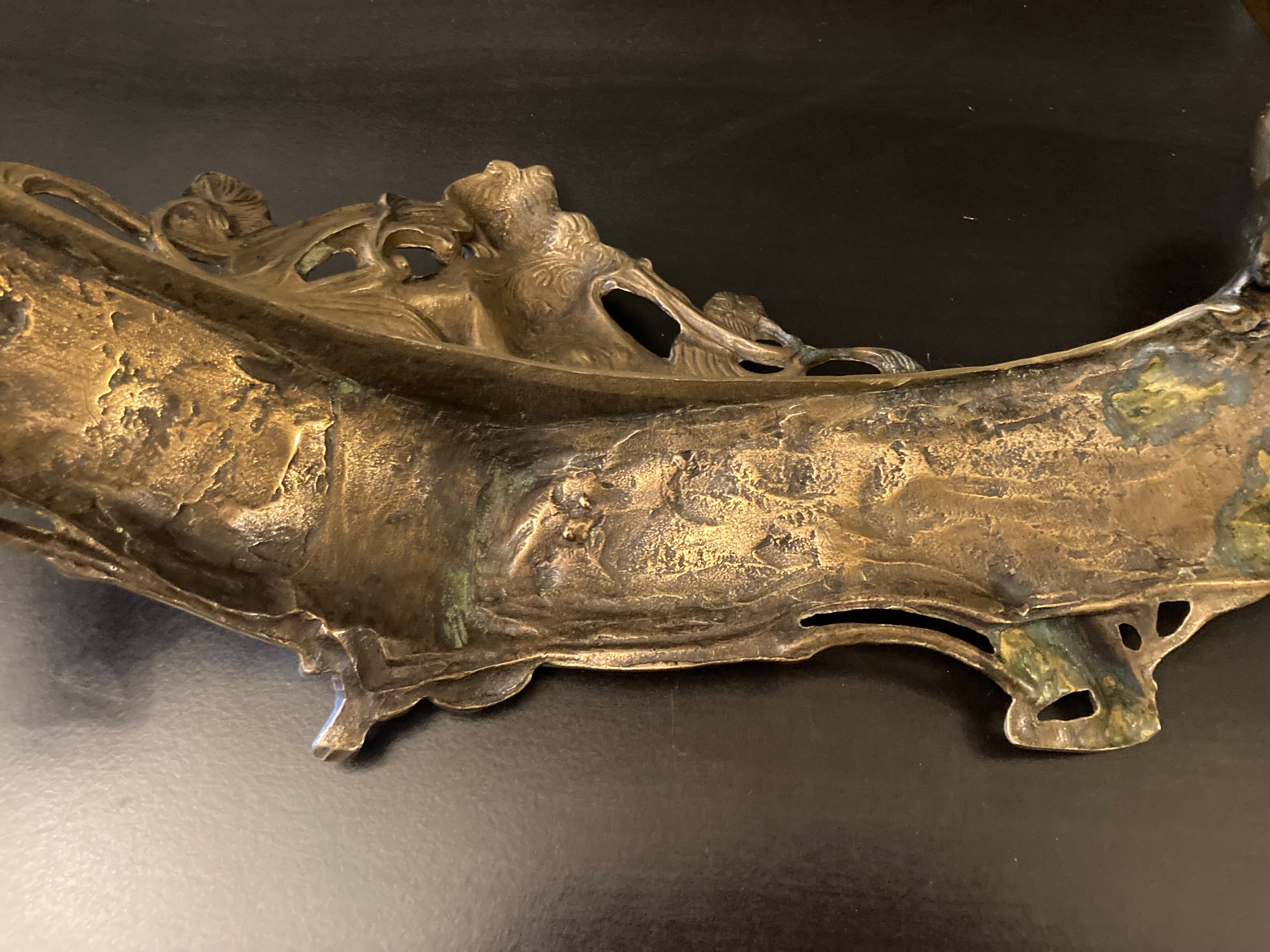 Large planter in gilded bronze Art nouvelles
