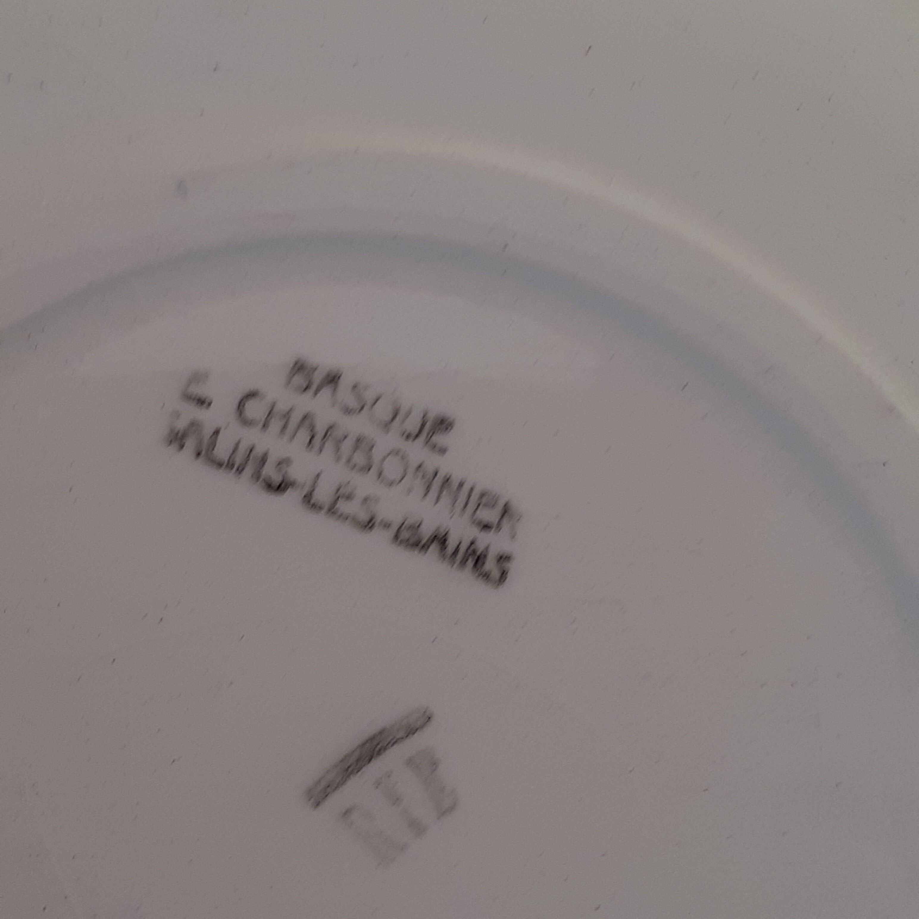 6 hollow plates old Salins les Bains. Basque model;