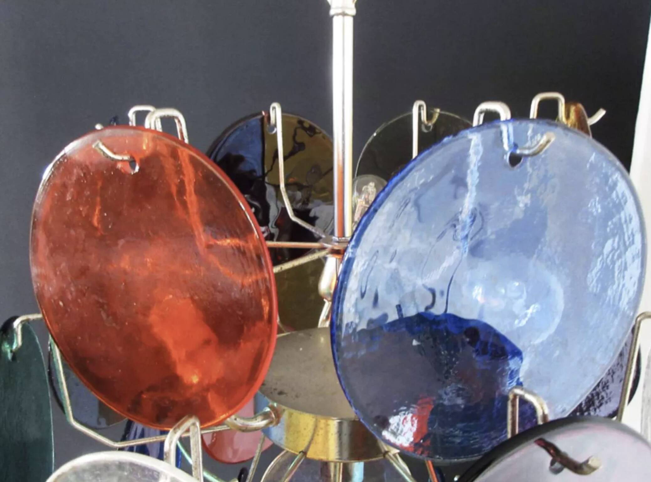 Pair of 4-light hanging chandeliers in Murano glass, Italy, 1980s.