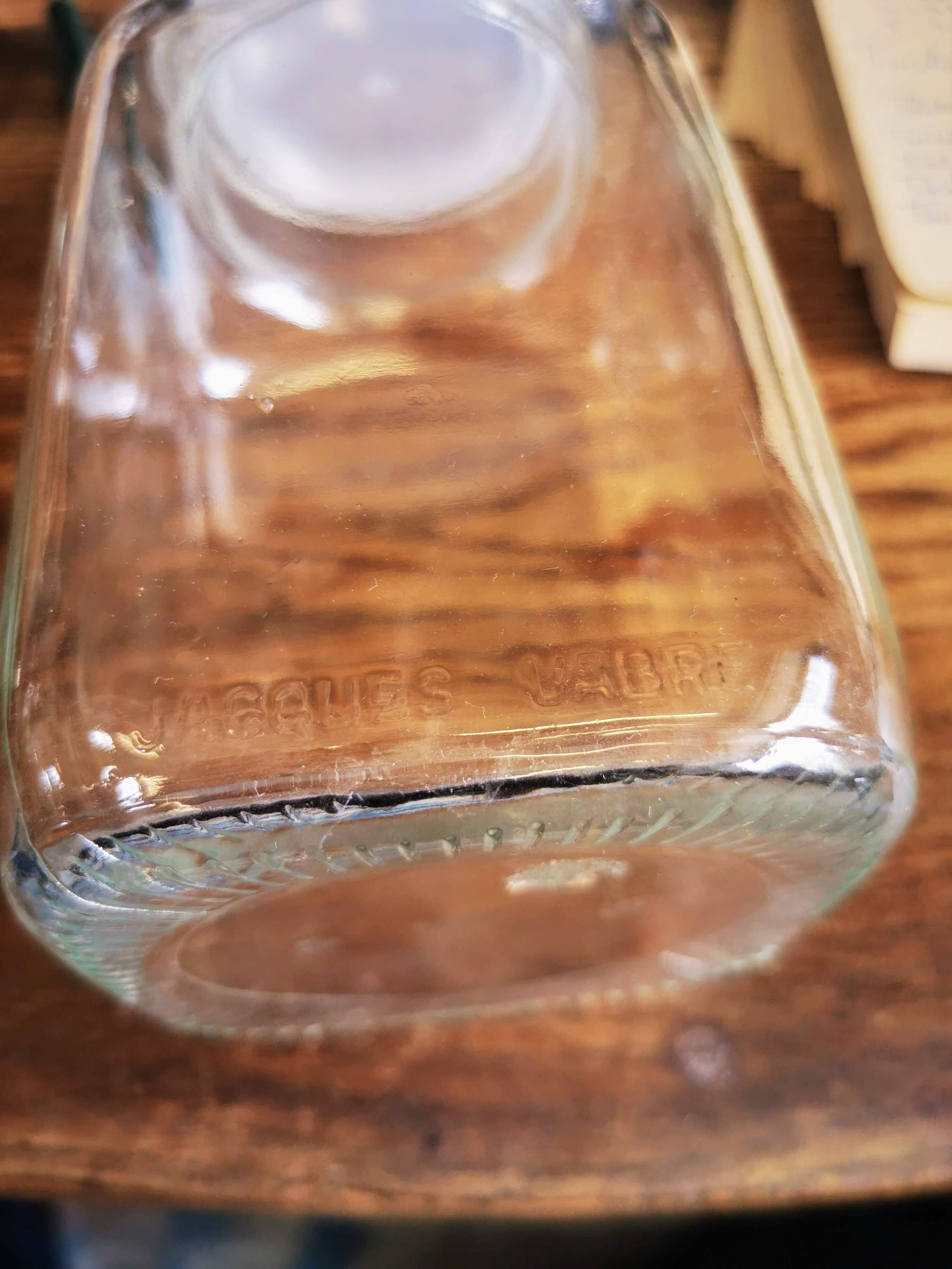 Transparent jar