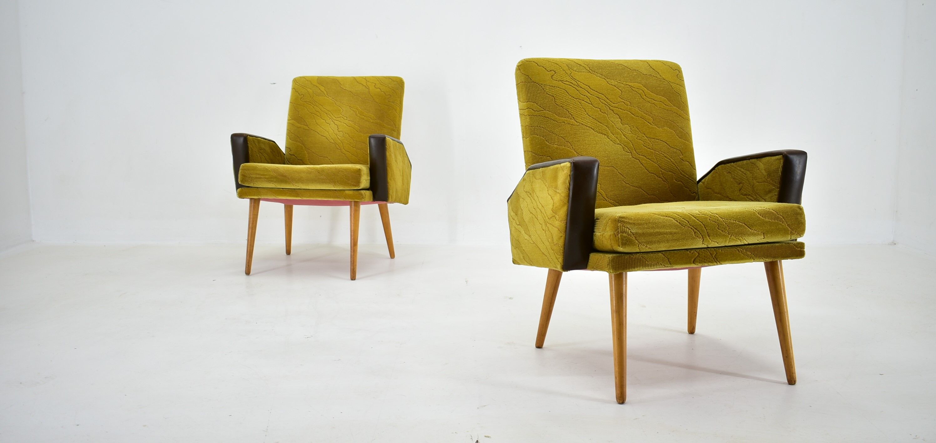 Midcentury Leather Armchairs Designed by Miroslav Navrátil, 1970s