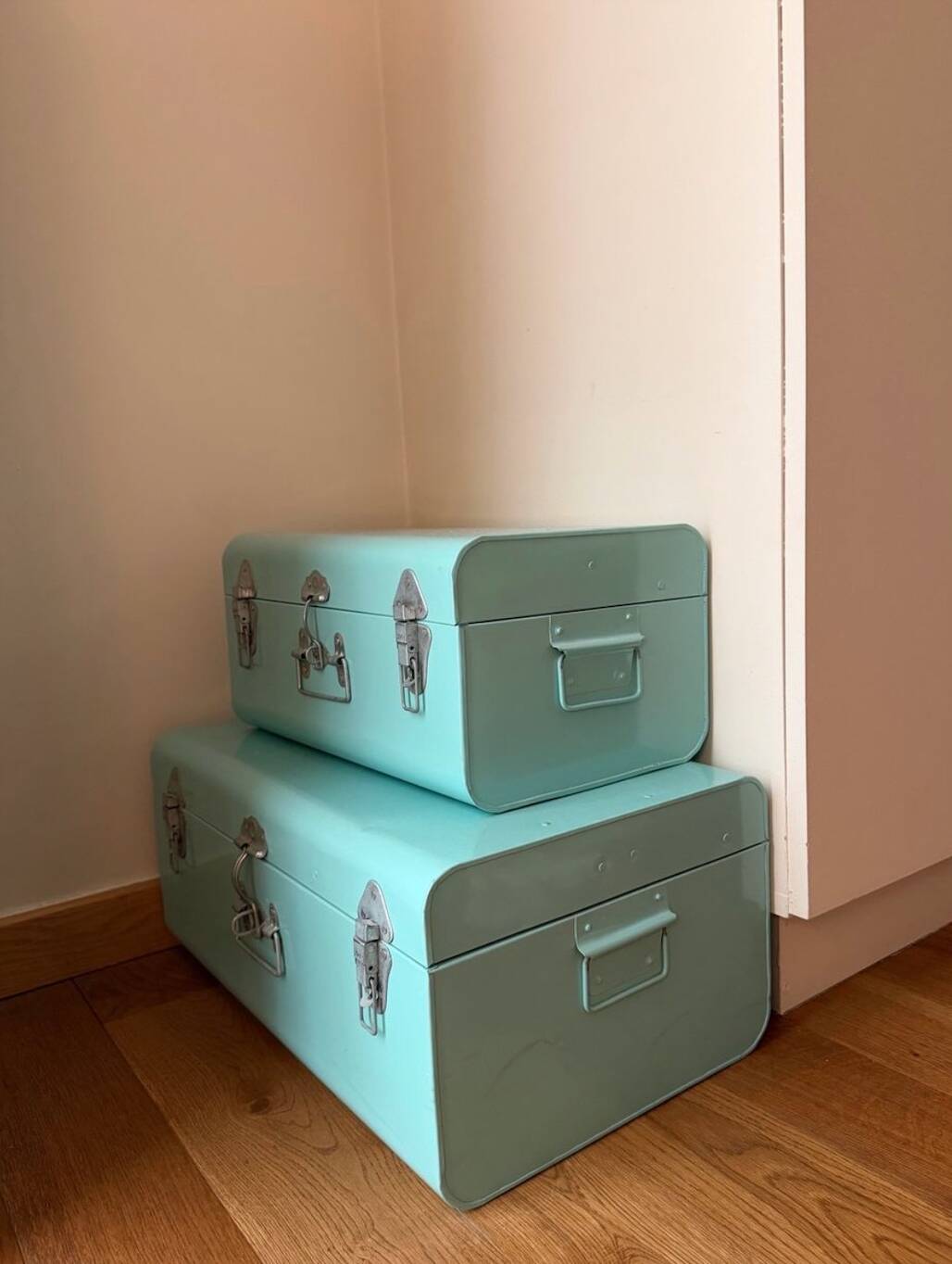 Set of 2 vintage metal trunks