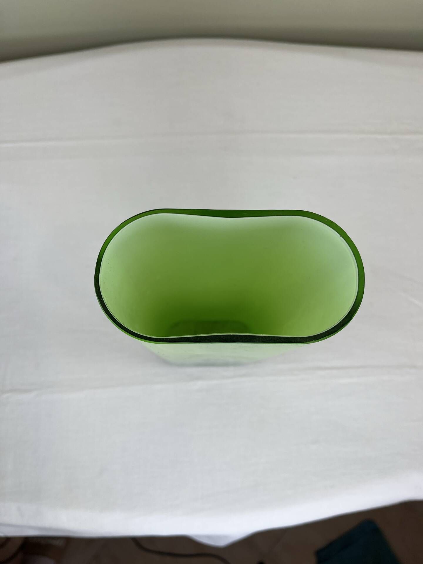 Large apple green vase design
