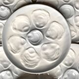 12 Saint Amand oyster plates, sky blue and white