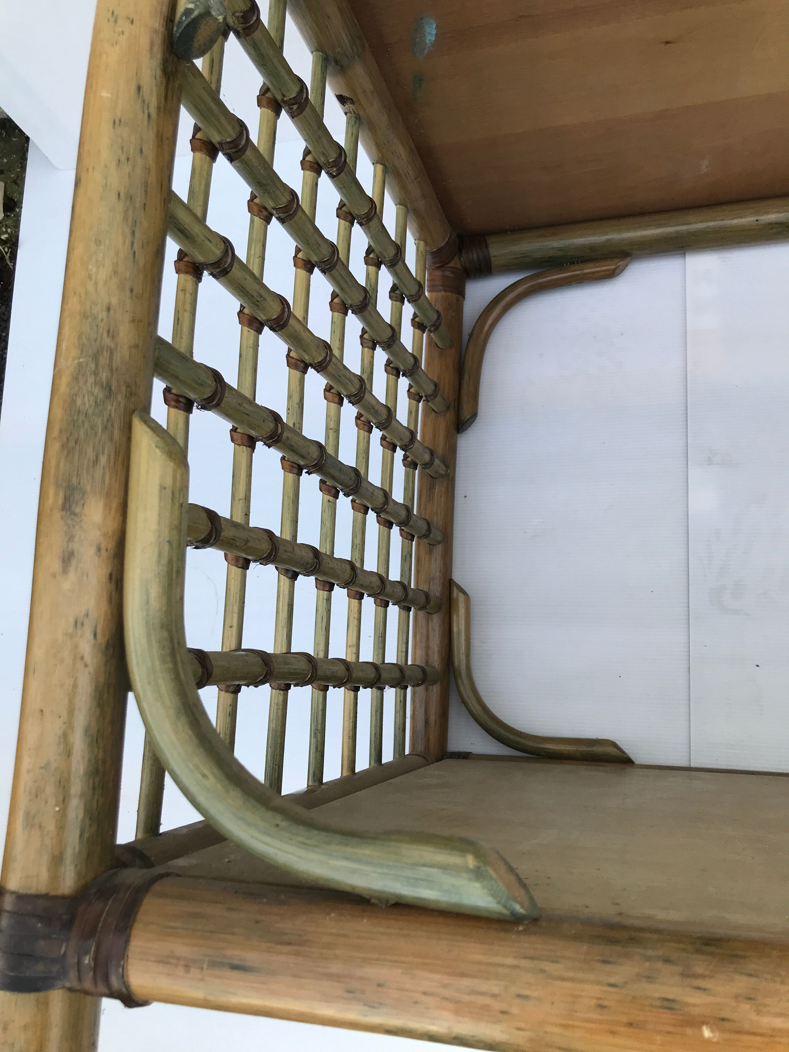 Wicker rattan coffee table 60s-70s